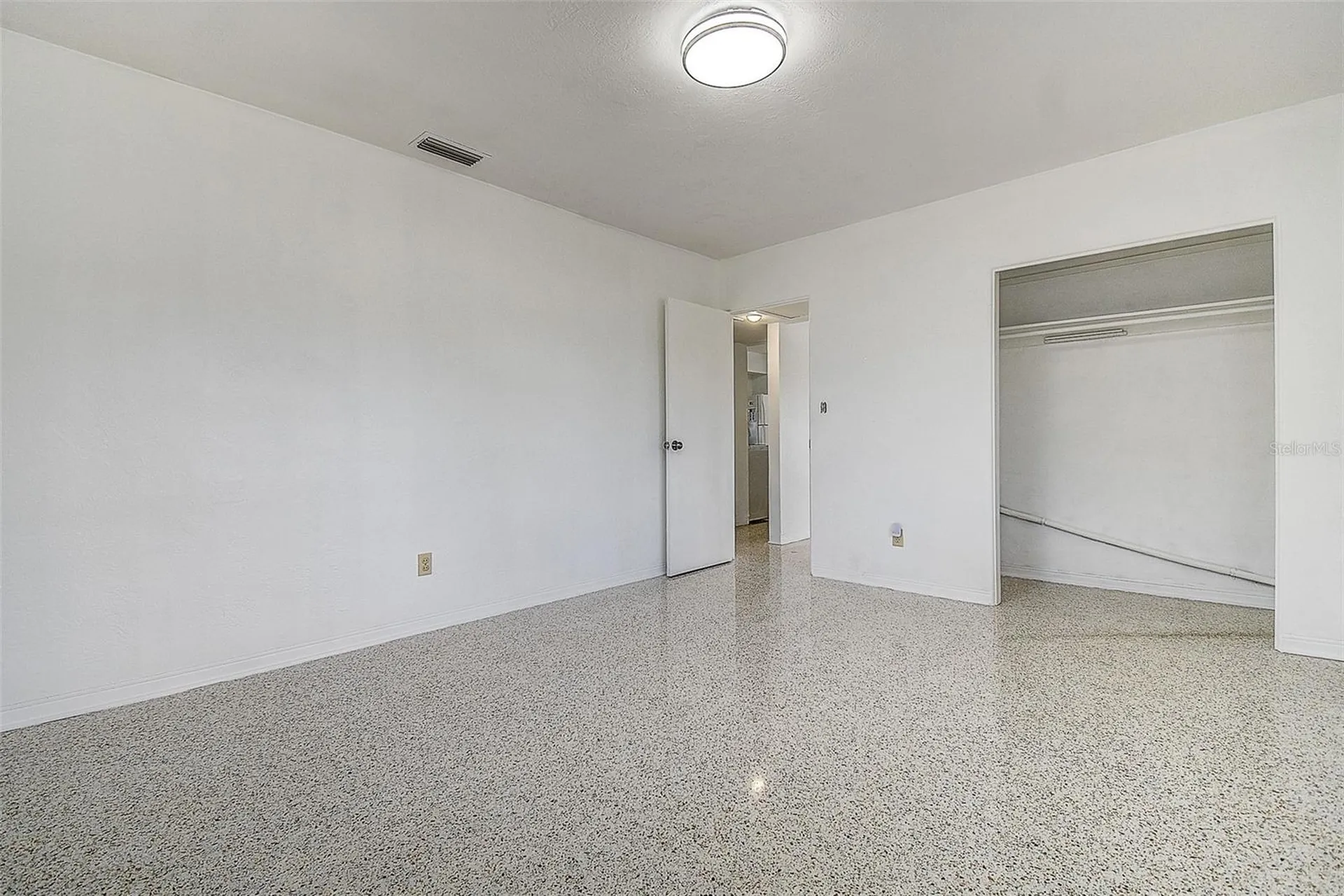 5236 32nd Terrace N St Petersburg FL 33710