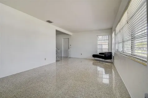 5236 32nd Terrace N St Petersburg FL 33710