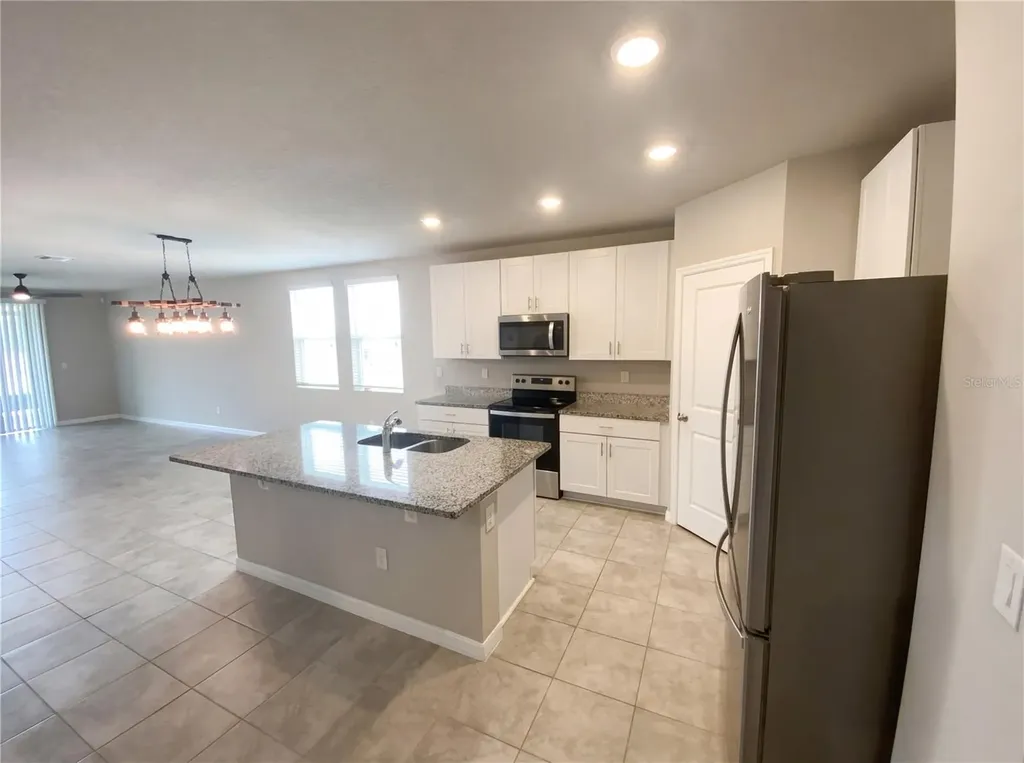 3082 Forrest Plum Court Zephyrhills FL 33540