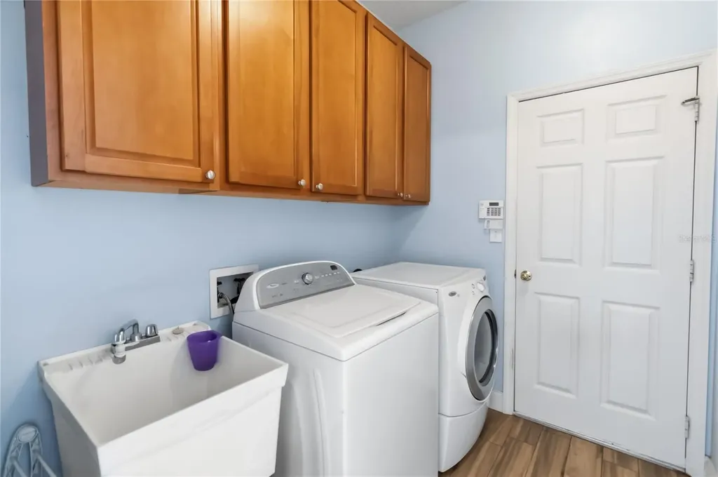 439 Victoria Hills Drive Deland FL 32724