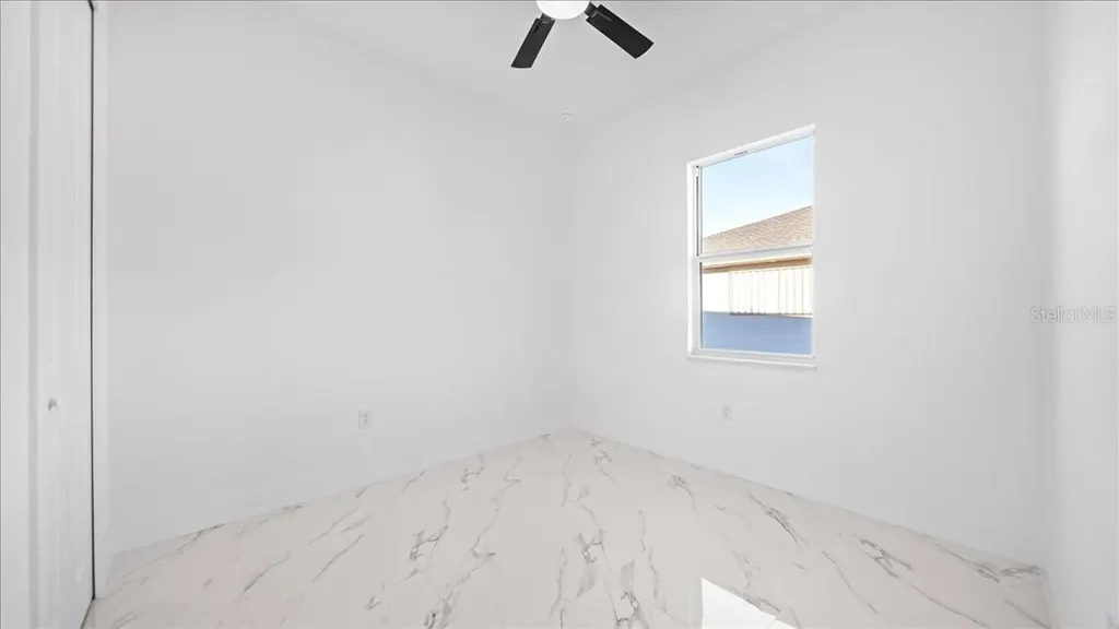 826/828 Diplomat Parkway E Cape Coral FL 33909