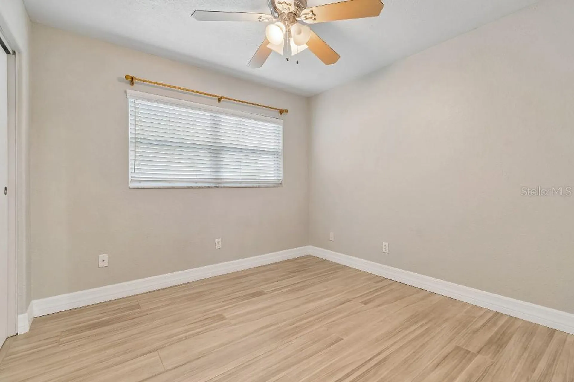 1611 Sunnyhills Drive Brandon FL 33510