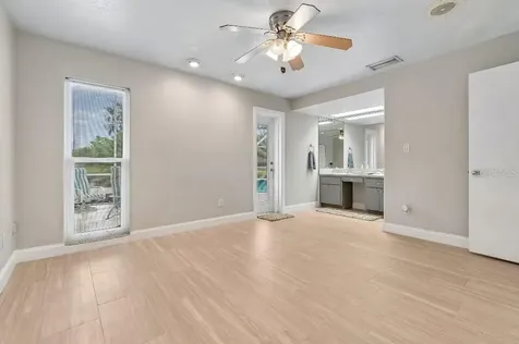 1611 Sunnyhills Drive Brandon FL 33510