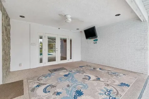 1611 Sunnyhills Drive Brandon FL 33510