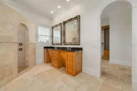 333 30th Avenue N St Petersburg FL 33704