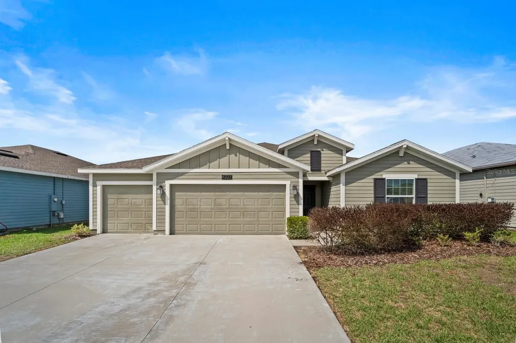 4327 Lighterknot Trace Kissimmee FL 34746