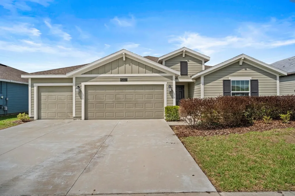 4327 Lighterknot Trace Kissimmee FL 34746