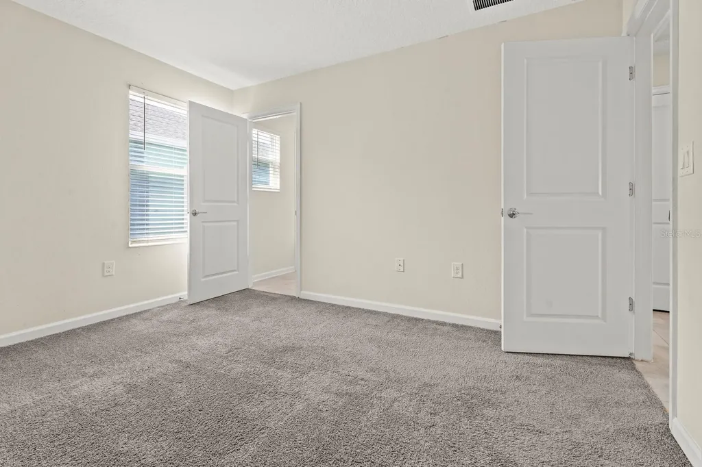 4327 Lighterknot Trace Kissimmee FL 34746