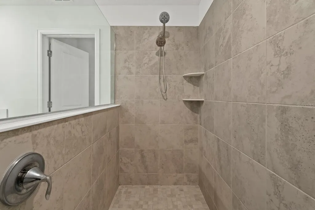 4327 Lighterknot Trace Kissimmee FL 34746