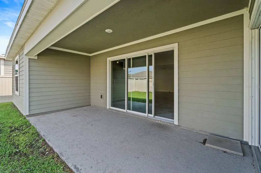 4327 Lighterknot Trace Kissimmee FL 34746