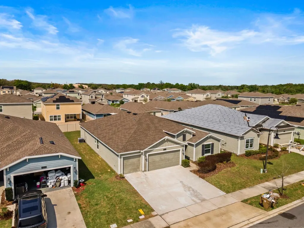 4327 Lighterknot Trace Kissimmee FL 34746