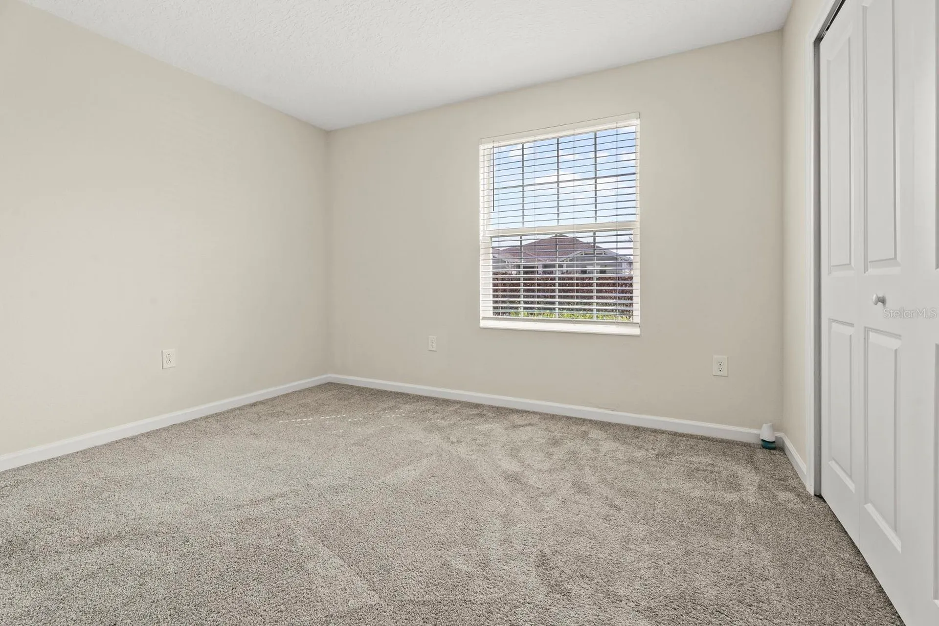 4327 Lighterknot Trace Kissimmee FL 34746