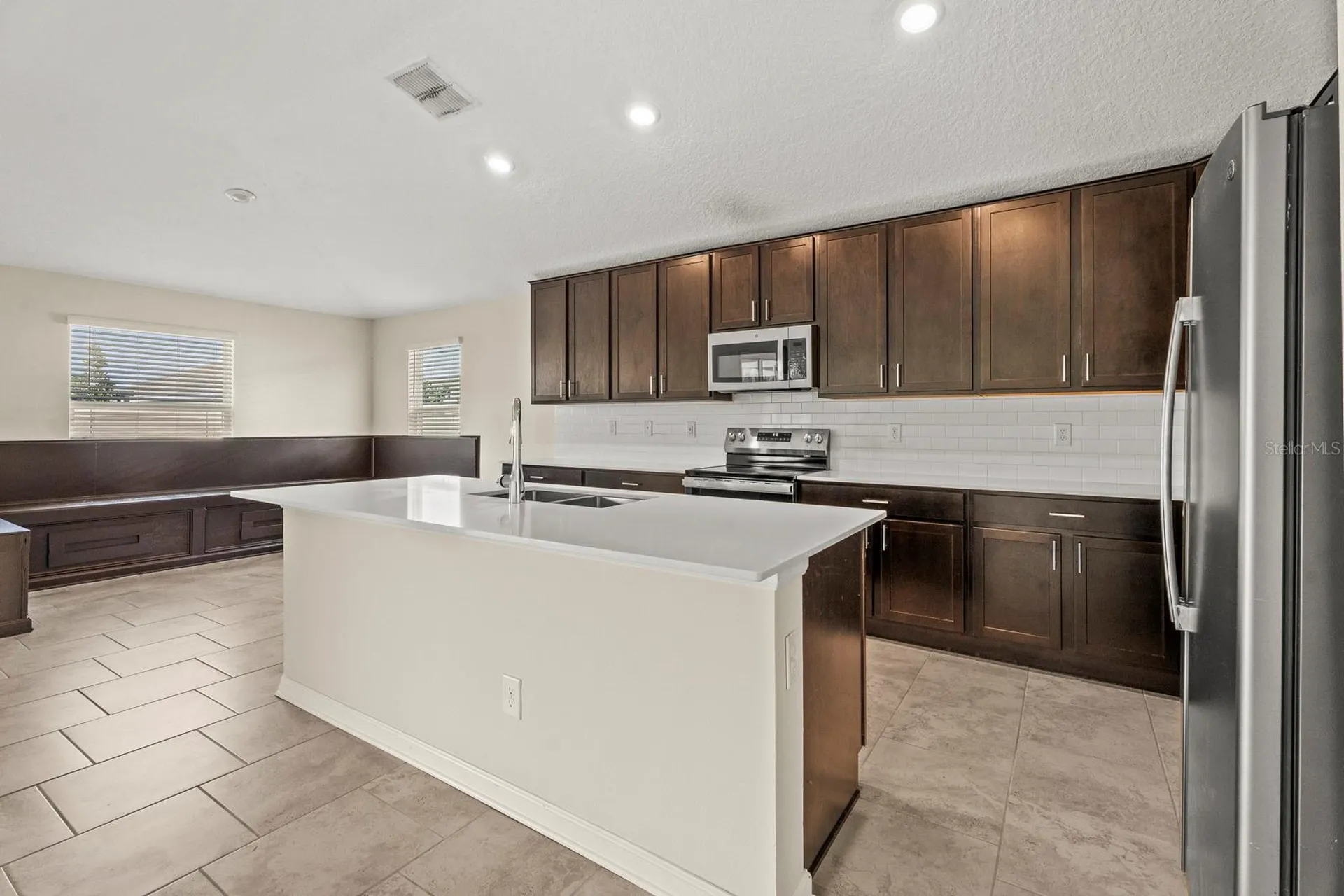 4327 Lighterknot Trace Kissimmee FL 34746