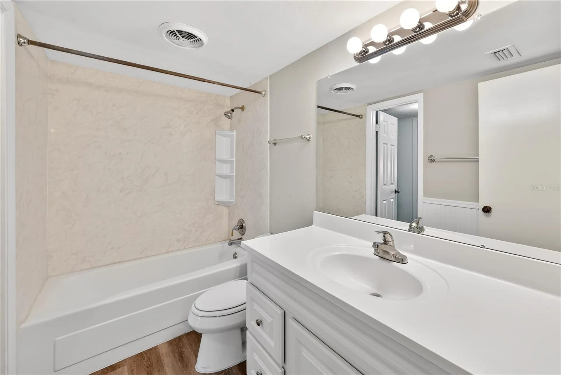 200 Maitland Avenue Altamonte Springs FL 32701