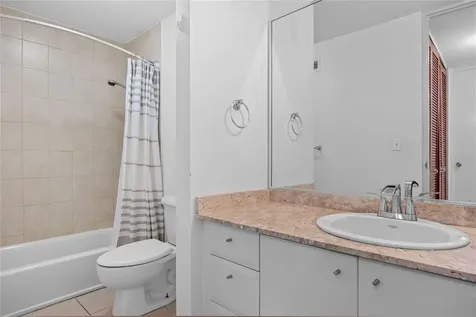 576 Avenue Arterial B, Coliseum Tower San Juan PR 00918
