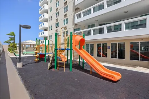 576 Avenue Arterial B, Coliseum Tower San Juan PR 00918