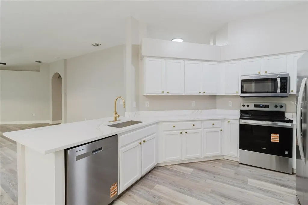7861 Carriage Pointe Drive Gibsonton FL 33534
