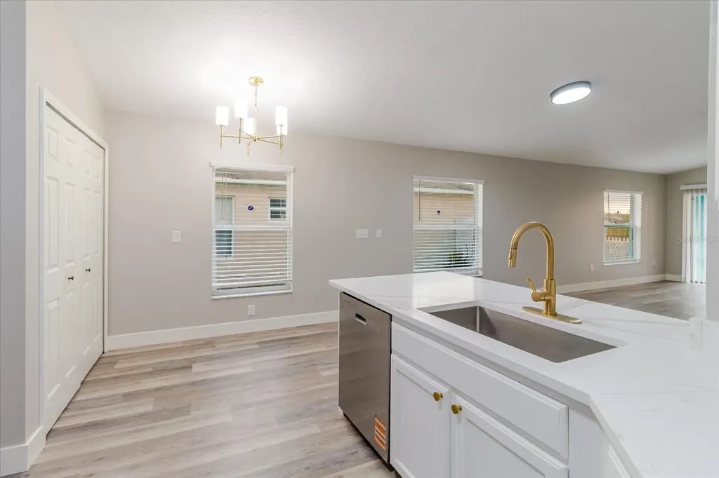 7861 Carriage Pointe Drive Gibsonton FL 33534