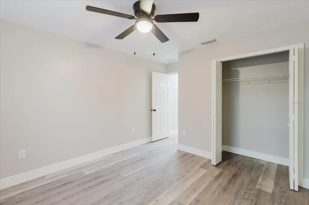 7861 Carriage Pointe Drive Gibsonton FL 33534