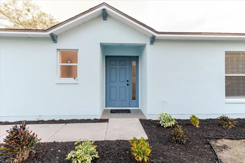 7861 Carriage Pointe Drive Gibsonton FL 33534