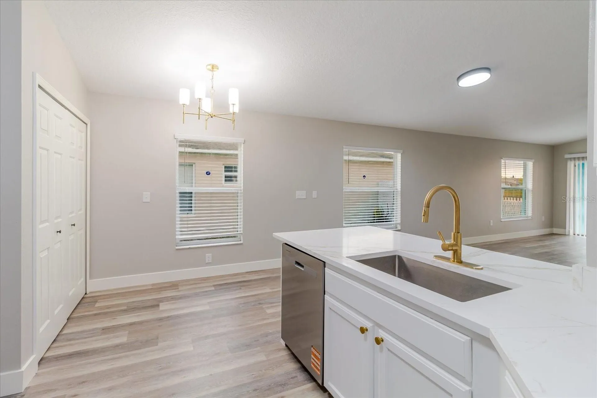 7861 Carriage Pointe Drive Gibsonton FL 33534