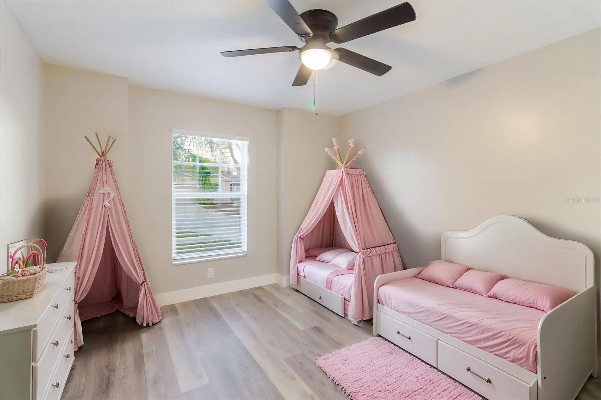 7861 Carriage Pointe Drive Gibsonton FL 33534