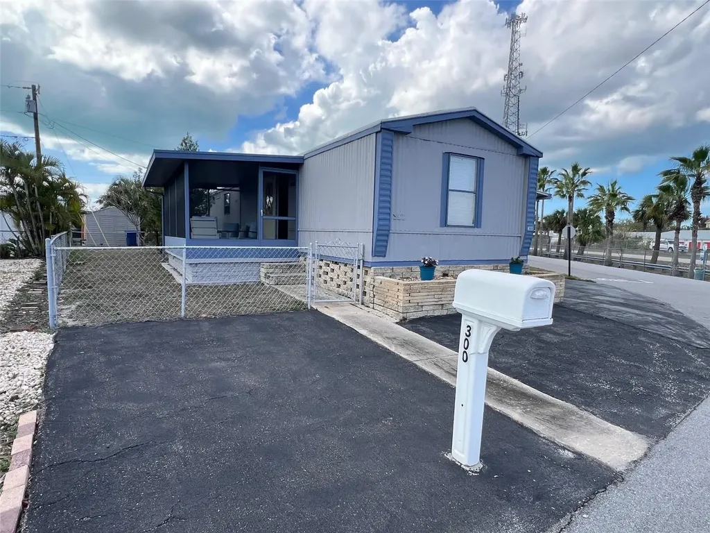 6580 Seminole Boulevard Seminole FL 33772