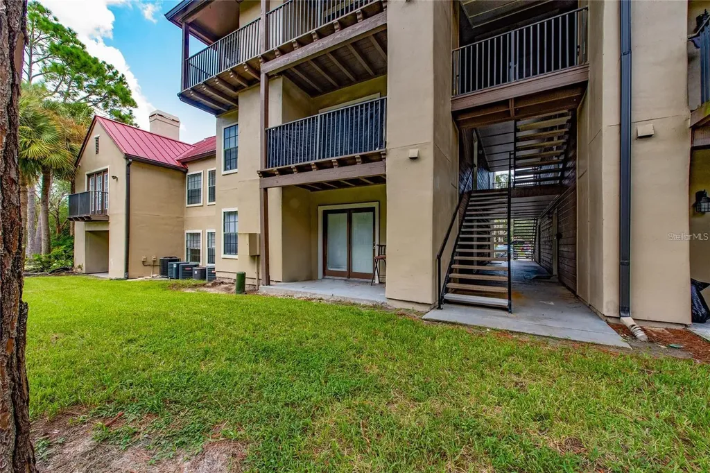 232 Afton Square Altamonte Springs FL 32714