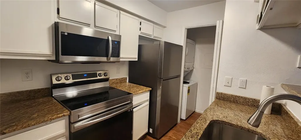 232 Afton Square Altamonte Springs FL 32714
