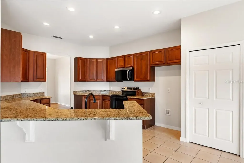 3533 Somerset Circle Kissimmee FL 34746