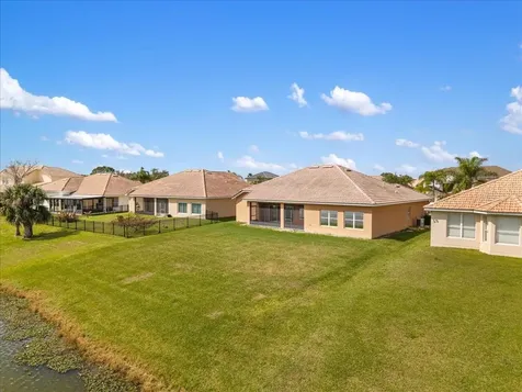3533 Somerset Circle Kissimmee FL 34746