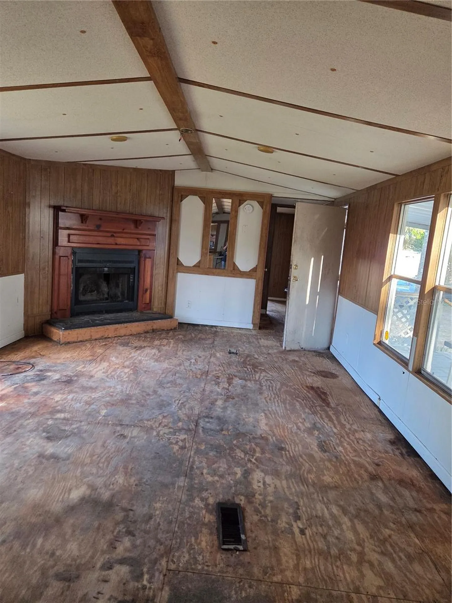 920 Brinwood Drive Seffner FL 33584