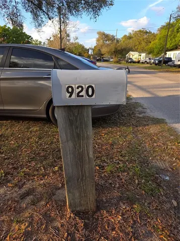 920 Brinwood Drive Seffner FL 33584