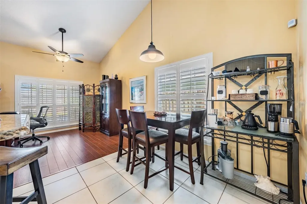 1505 Lakehurst Way Brandon FL 33511