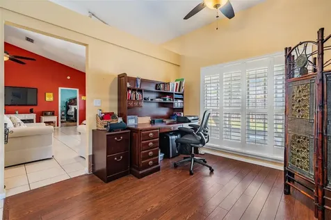 1505 Lakehurst Way Brandon FL 33511
