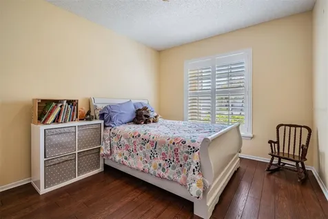 1505 Lakehurst Way Brandon FL 33511