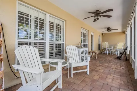 1505 Lakehurst Way Brandon FL 33511
