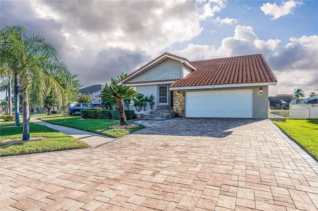 930 Symphony Isles Boulevard Apollo Beach FL 33572