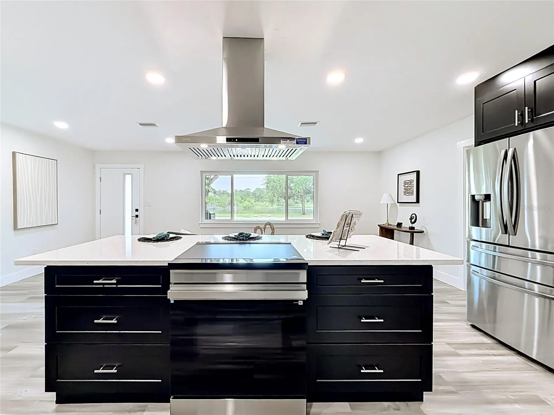 2335 Murilla Way S St Petersburg FL 33712