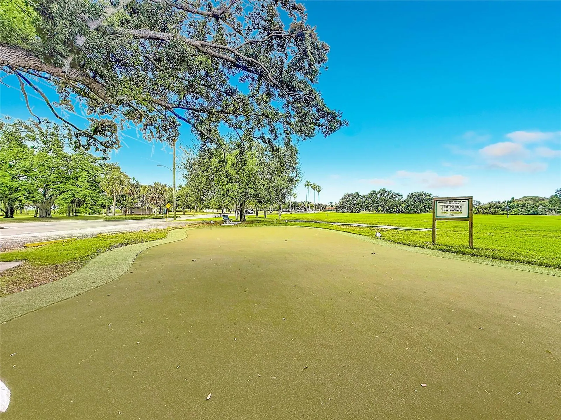 2335 Murilla Way S St Petersburg FL 33712