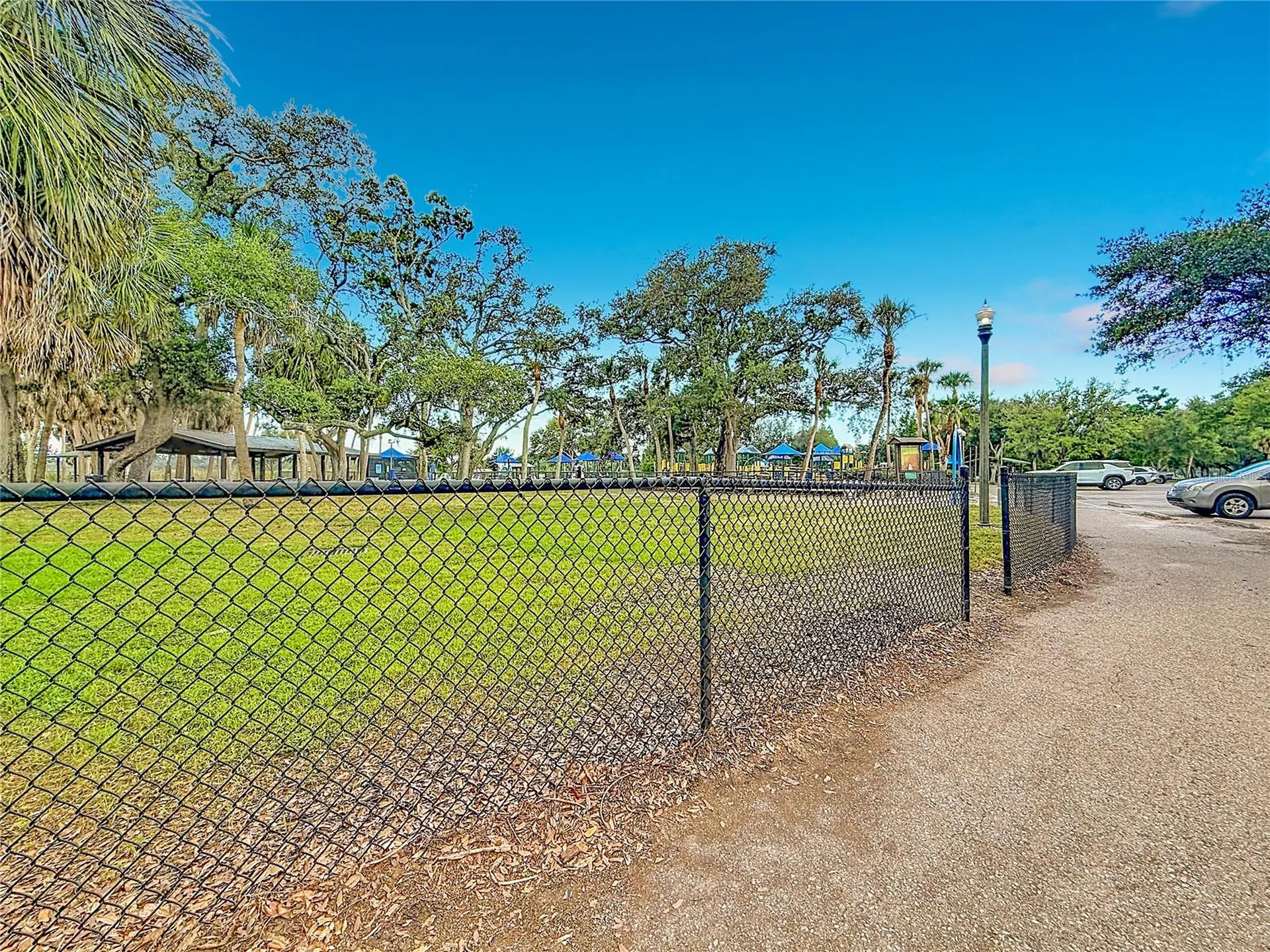 2335 Murilla Way S St Petersburg FL 33712
