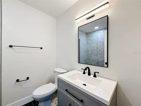 2335 Murilla Way S St Petersburg FL 33712