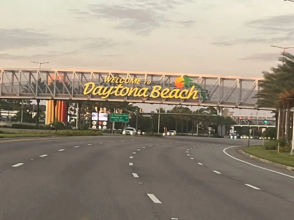 1909 S Atlantic Avenue Daytona Beach FL 32118