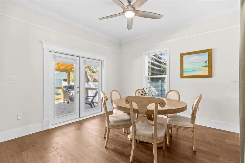 418 E Orange Street Tarpon Springs FL 34689