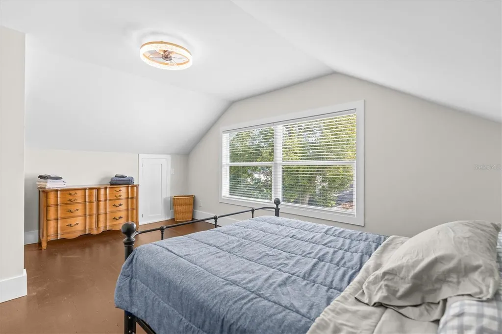 418 E Orange Street Tarpon Springs FL 34689