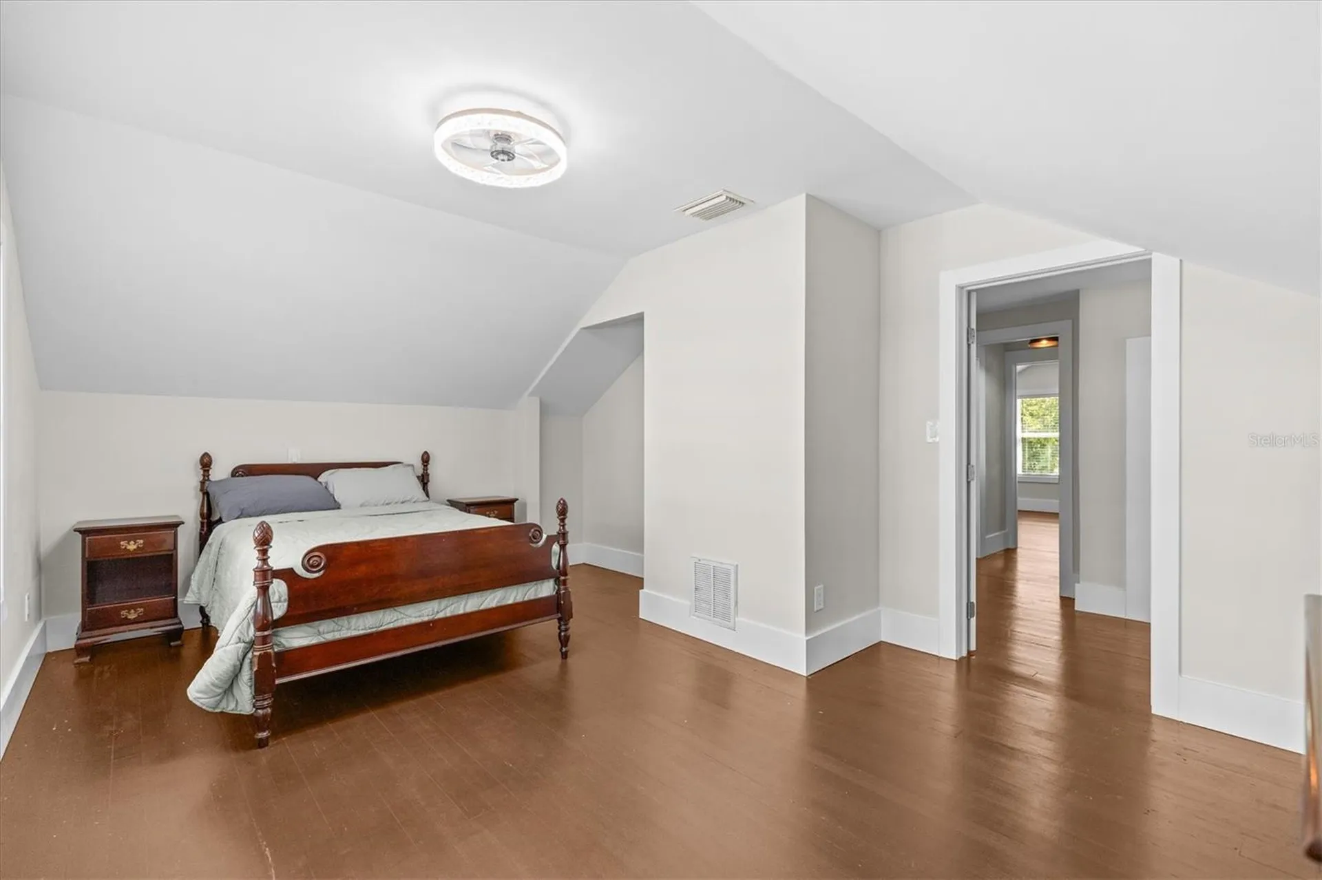 418 E Orange Street Tarpon Springs FL 34689