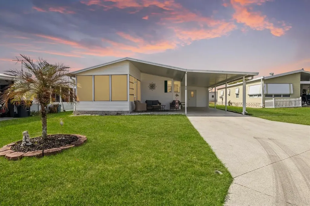 232 Glenwood Drive Lake Wales FL 33898