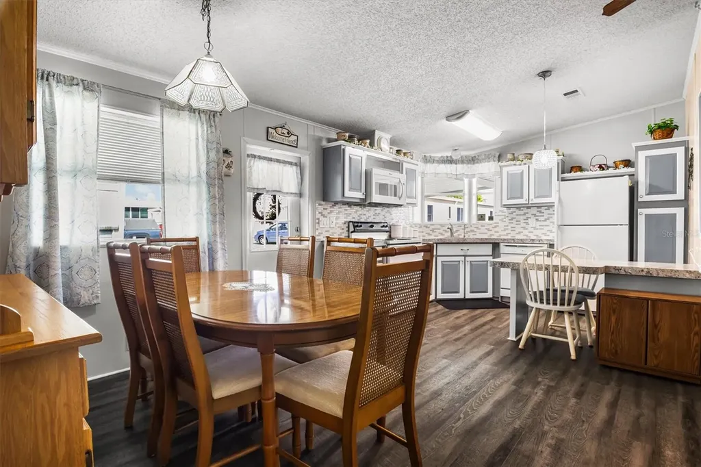 232 Glenwood Drive Lake Wales FL 33898