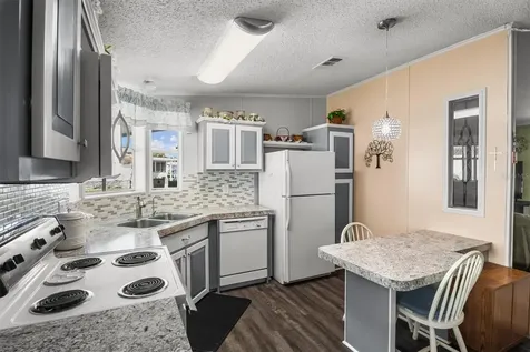 232 Glenwood Drive Lake Wales FL 33898