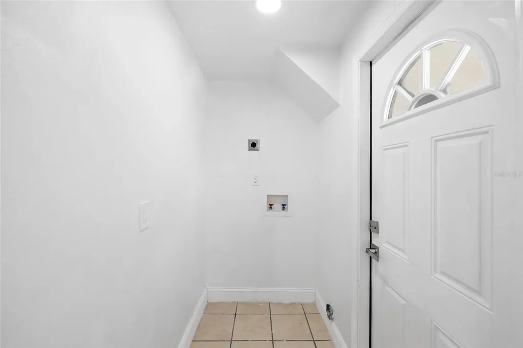 8309 Dasa Place Tampa FL 33615